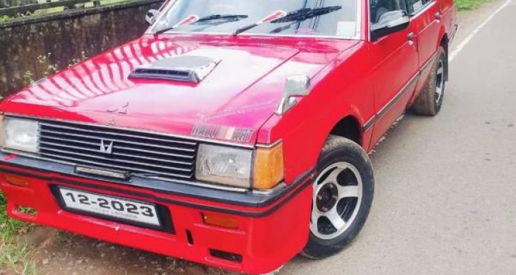 MITSUBISHI LANCER BOX 1980