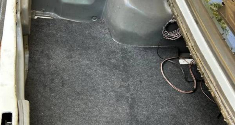 NISSAN TRAD SUNNY 1986