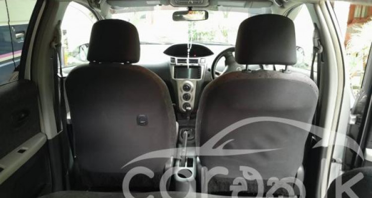 TOYOTA VITZ 2007