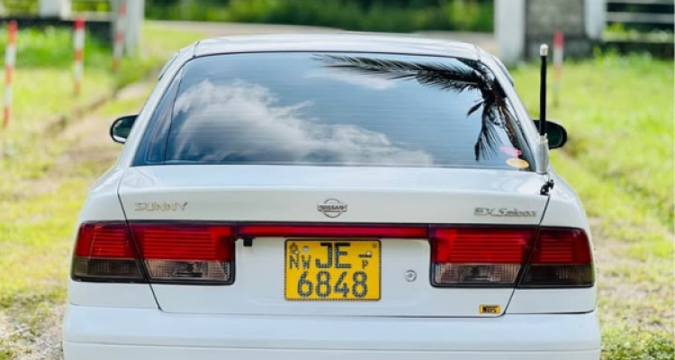 NISSAN SUNNY FB15 2001