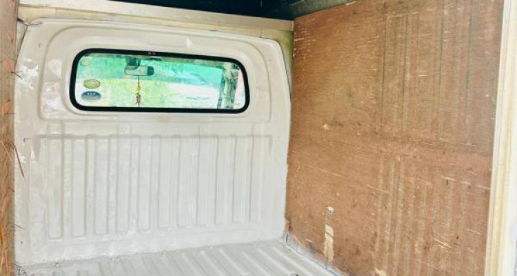 MITSUBISHI MINI MASTER 2002