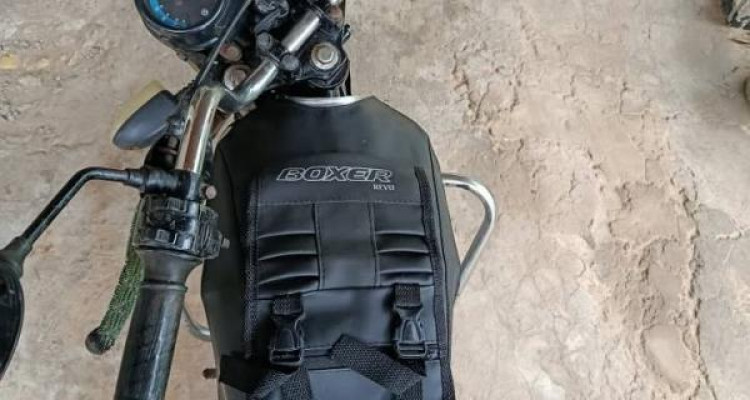 BAJAJ BOXER 2003