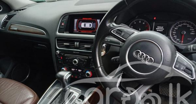 AUDI Q5 2015