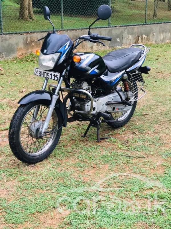 BAJAJ CT100 2018