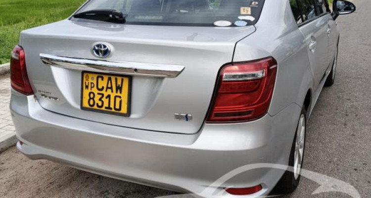 TOYOTA AXIO 2017