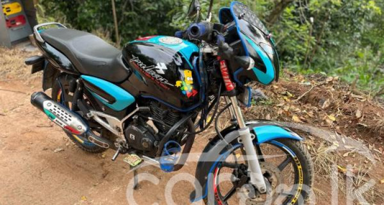 BAJAJ PULSAR 180 2007