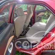 TOYOTA YARIS 2007