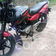 BAJAJ PULSAR 150 2017