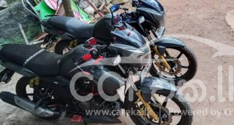 TVS APACHE 2014