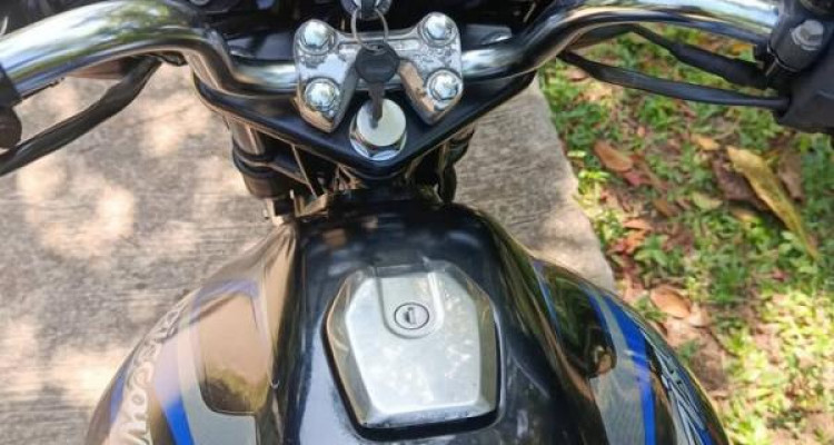 BAJAJ DISCOVER 125 2012