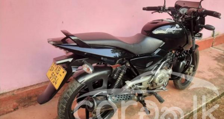 BAJAJ PULSAR 150 2011