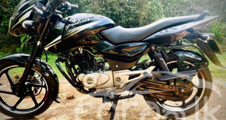 BAJAJ PULSAR 150 2015