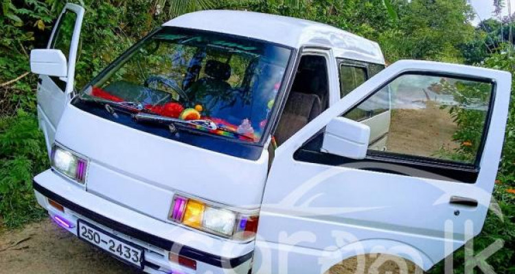 NISSAN VANETTE VX 1992