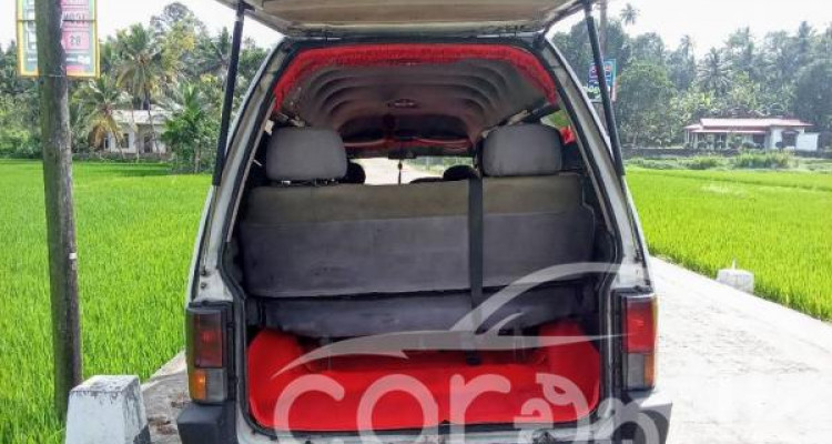 NISSAN VANETTE VX 1993