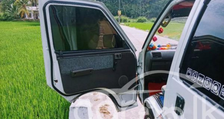 NISSAN VANETTE VX 1993