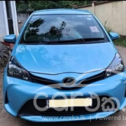 TOYOTA VITZ 2015