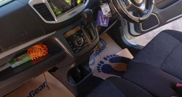 SUZUKI WAGON R STINGRAY 2014