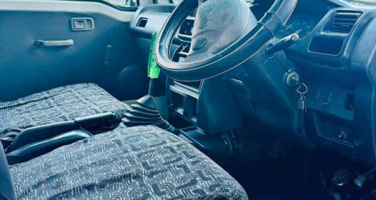 DAIHATSU HIJET 2004