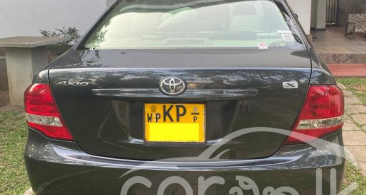 TOYOTA AXIO 2011