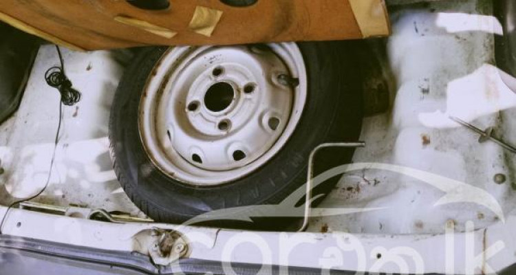 SUZUKI MARUTI 800 2005