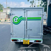 MITSUBISHI MINI TRUCK 2002