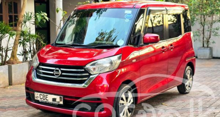 NISSAN DAYZ ROOX 2017