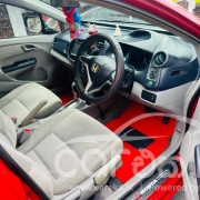 HONDA INSIGHT 2011