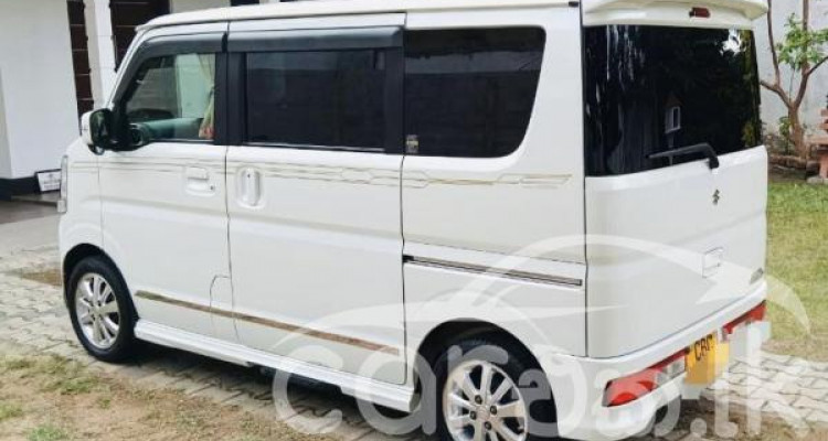 SUZUKI EVERY WAGON 2017