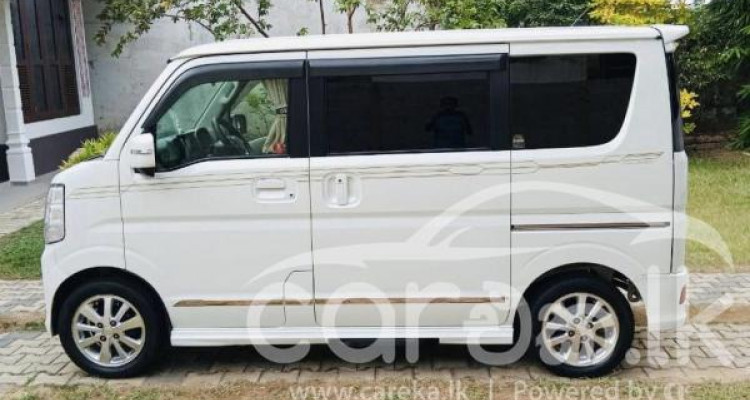 SUZUKI EVERY WAGON 2017