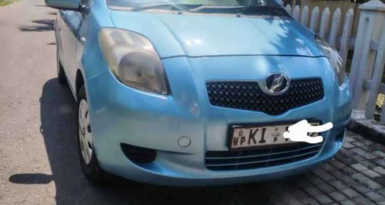 TOYOTA VITZ 2007