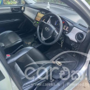 TOYOTA COROLLA AXIO 2015