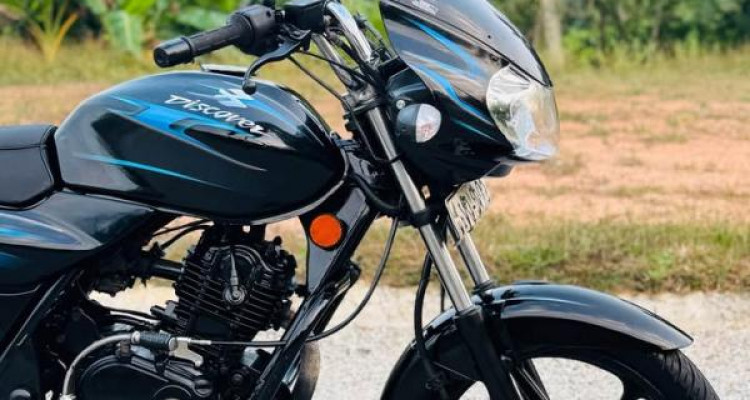 BAJAJ DISCOVER 135 2010