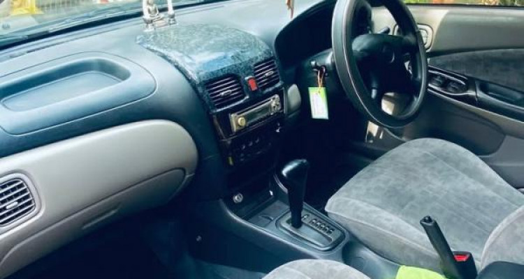 NISSAN SUNNY N16 2001