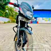 BAJAJ PULSAR 150 2017