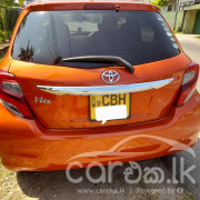 TOYOTA VITZ 2016