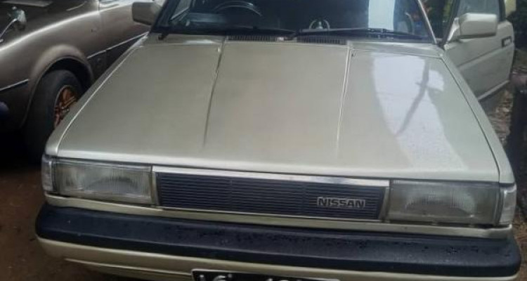 NISSAN SUNNY B12 1988