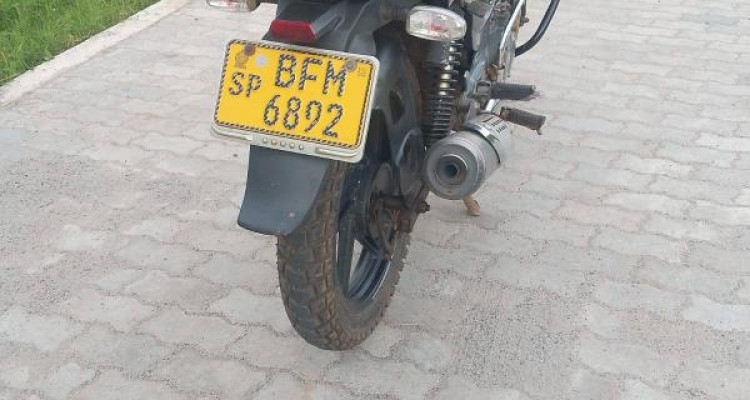 BAJAJ PULSAR 150 2017