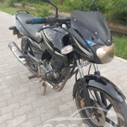 BAJAJ PULSAR 150 2017