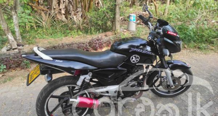 BAJAJ PULSAR 180 2007