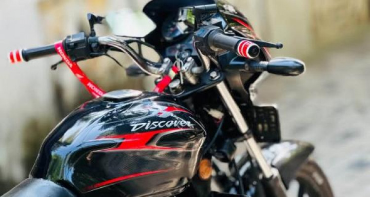 BAJAJ DISCOVER 135 2010