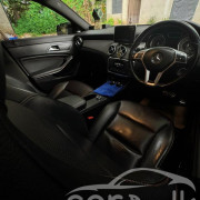 MERCEDES BENZ C200 2013