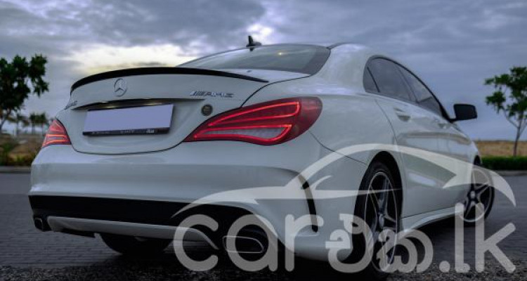 MERCEDES BENZ C200 2013