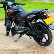 BAJAJ PULSAR 150 2017