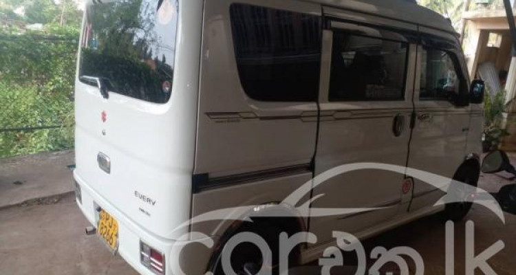 SUZUKI EVERY WAGON 2019