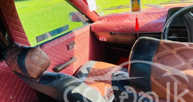 MITSUBISHI LANCER BOX 1980