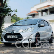 TOYOTA AQUA 2013