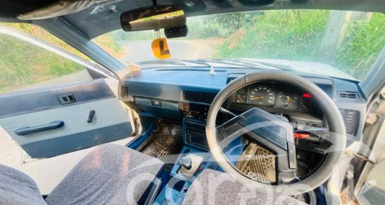 TOYOTA CORONA AT140 1984