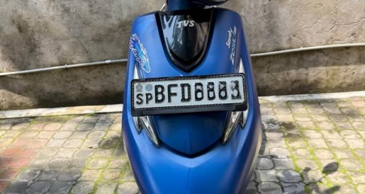 TVS ZEST 2017