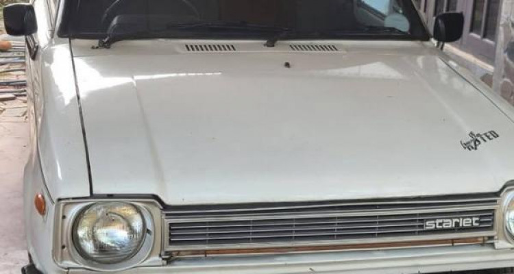 TOYOTA STARLET 1982