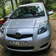 TOYOTA VITZ 2008